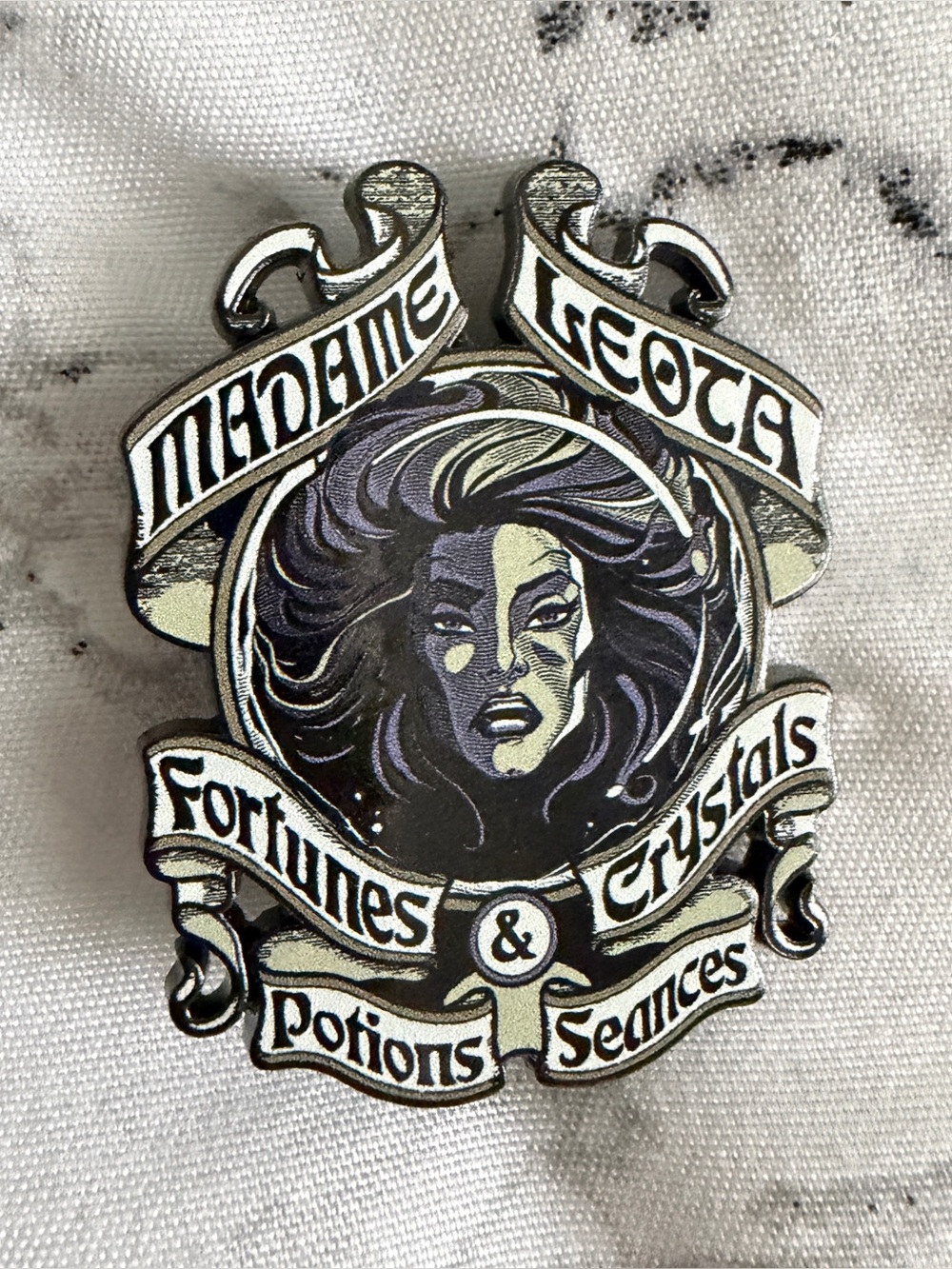 Disney | NWOT Haunted Mansion Pin